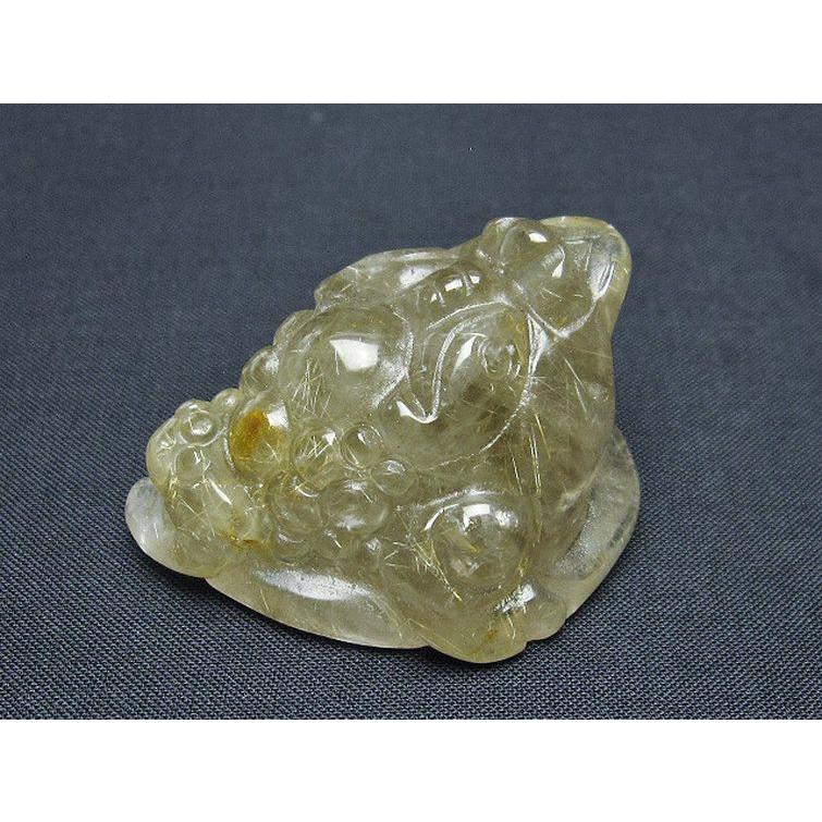 ルチルクォーツ 置物 金蟾 ゴールドタイチンルチル t801-689 : 誠安