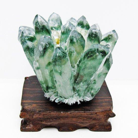 緑水晶 グリーンクォーツ クラスター t802-5819 : 誠安天然石専門店
