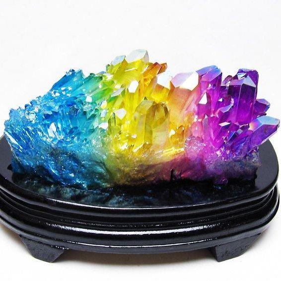 1.5Kg オーラ水晶 オーラクリスタル クラスター (レインボー) t802