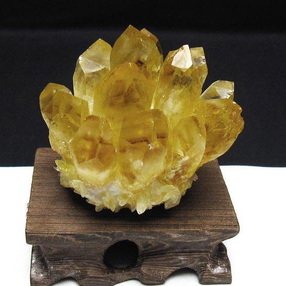 天然鉱石 結晶 透明感のある黄色フラワークォーツクラスター 黄水晶 イエロークォーツ クラスター t802-6305 : 誠安天然石専門店