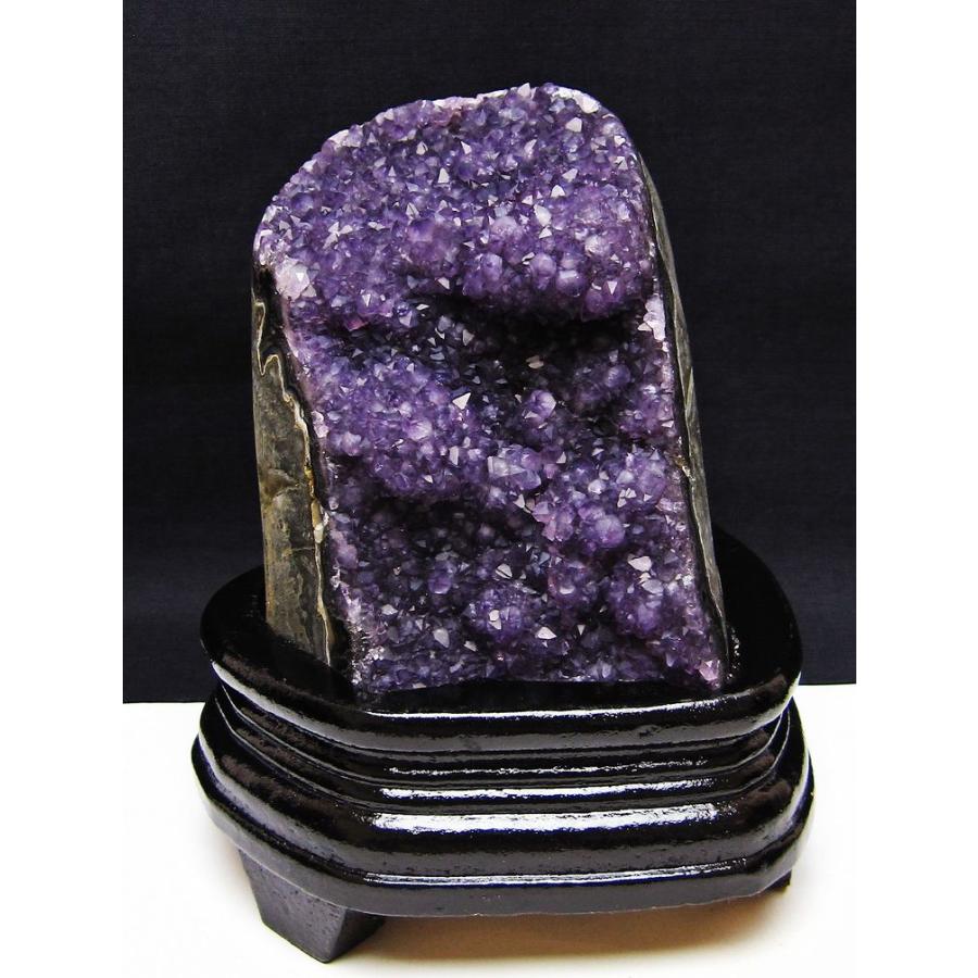 1kg超え ウルグアイ産 アメジスト クラスター 1Kg ウルグアイ産 アメジストクラスター t95-11535 : 誠安天然石専門店