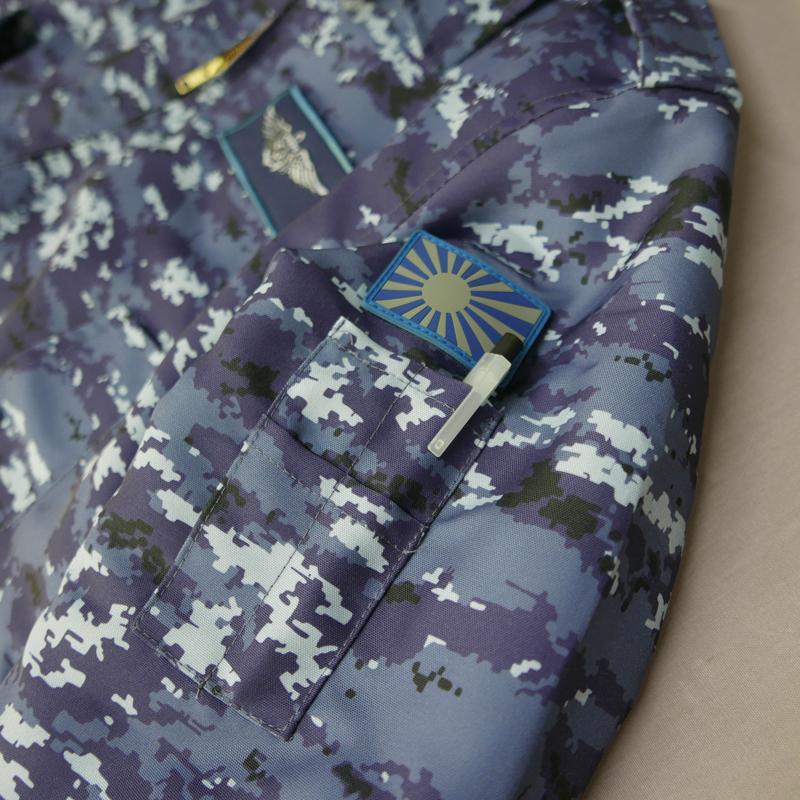 海自 デジタル迷彩中綿入り防寒ジャンパー ファー付き サイズ表記M 海