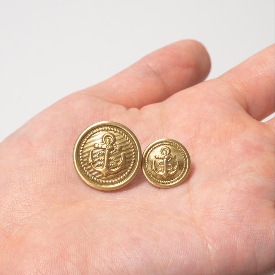 イカリ メタルボタン ( 真鍮 ) ゴールド 艶消し T703GG 21mm 15mm マリンボタン イカリボタン 大日本帝國海軍 グッズ 海軍 海上自衛隊 錨 レプリカ エンブレム |  | 02