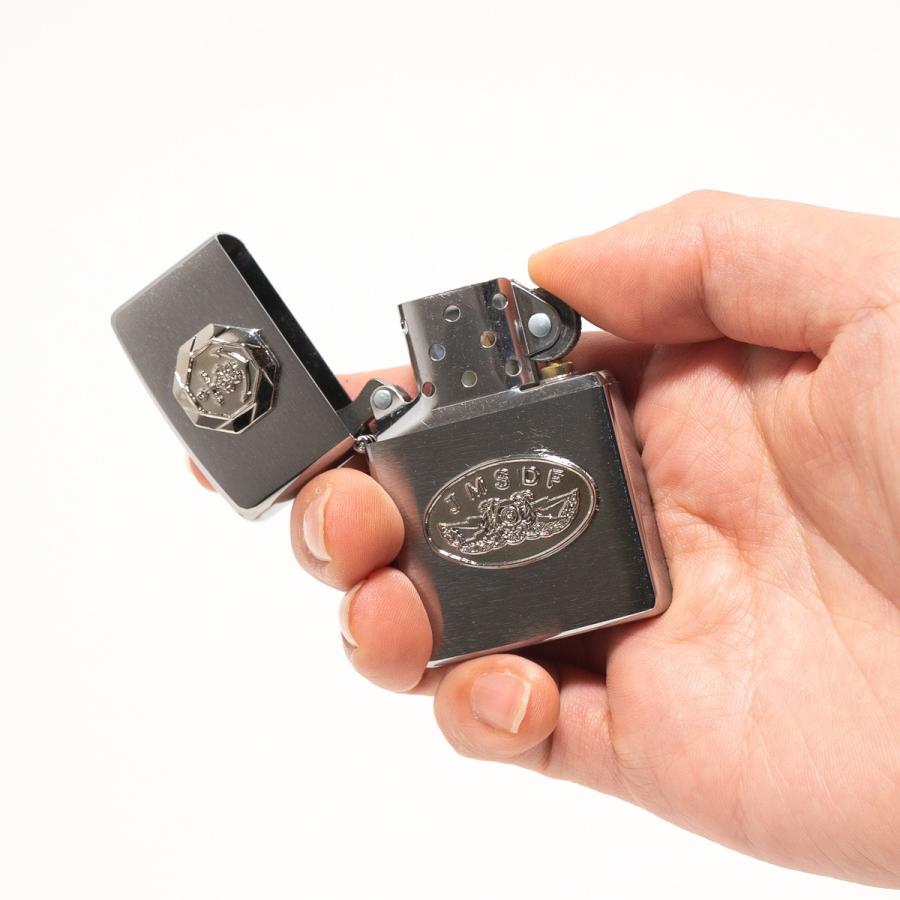 海上自衛隊 グッズ ZIPPO ( 海上自衛隊・潜水員き章 ( ダイバー)[ シルバーメッキ ] )  自衛隊グッズ 自衛隊 グッズ 海自 ジッポ Zippo ライター プレゼント ギ |  | 02
