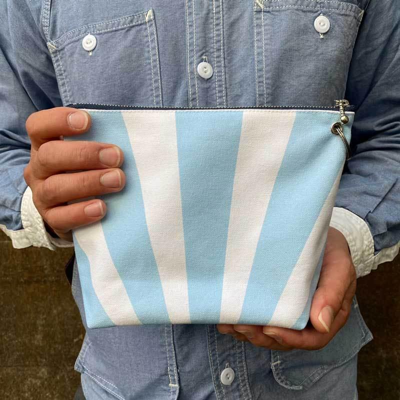 リング付き舟形ポーチ【軍艦旗(自衛艦旗)・水色】[HUG-はぐ-] |  | 01