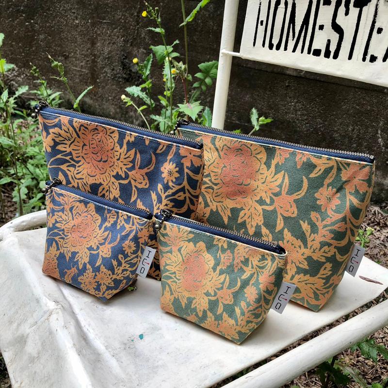 舟形ポーチ【入船山記念館 旧呉鎮守府司令長官官舎 金唐紙「洋館客室の虫たち」】[HUG-はぐ-] |  | 16