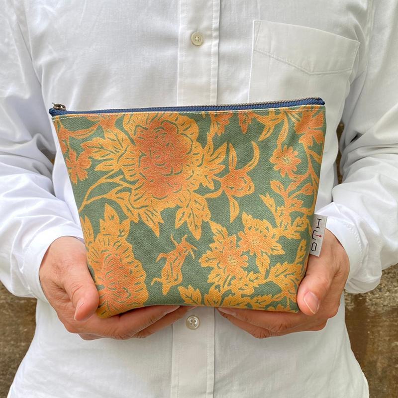 舟形ポーチ【入船山記念館 旧呉鎮守府司令長官官舎 金唐紙「洋館客室の虫たち」】[HUG-はぐ-] |  | 04