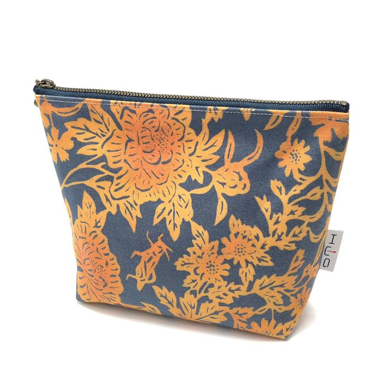 舟形ポーチ【入船山記念館 旧呉鎮守府司令長官官舎 金唐紙「洋館客室の虫たち」】[HUG-はぐ-] |  | 05