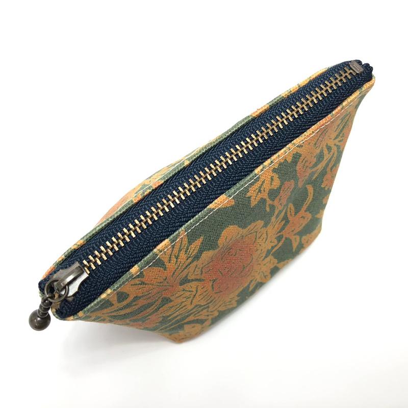 舟形ミニポーチ【入船山記念館 旧呉鎮守府司令長官官舎 金唐紙「洋館客室の虫たち」】[HUG-はぐ-] |  | 05