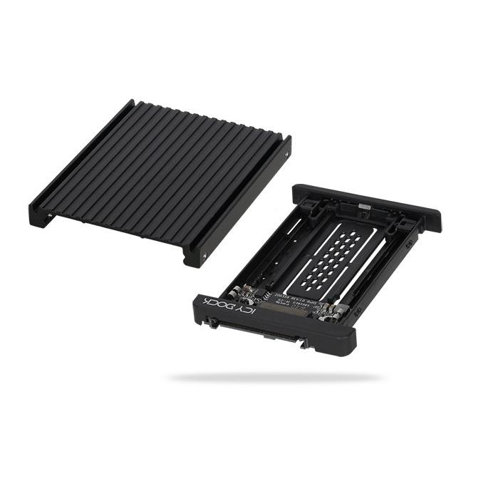 Icy Dock | MB705M2P-B EZConvert M.2 PCIe NVMe SSD を 2.5" U.2 PCIe SSD に 変換 |  | 13