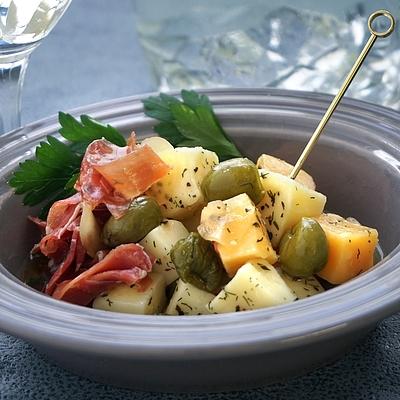 成城石井 2種ナチュラルチーズとハモンセラーノのオイル漬け