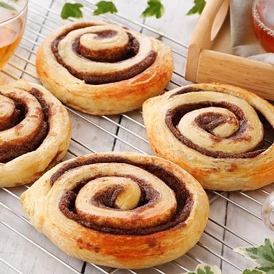 お取り寄せ】【R】フランス産【冷凍】シナモンロール 1個約87g×30個入