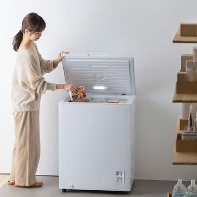 IRIS OHYAMA（アイリスオーヤマ） 冷凍庫 142L ICSD-14B-W 上開き 