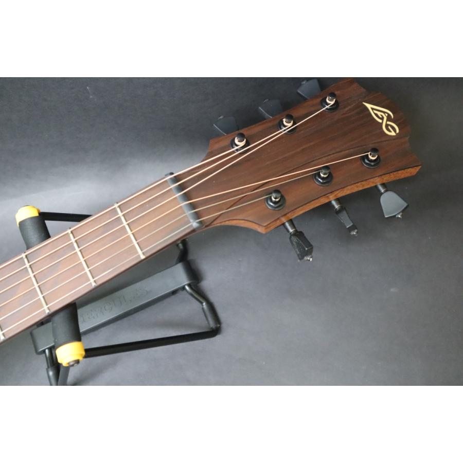 写真の現品販売！LAG GUITARS T118DCE-BRS ドレッドタイプのエレアコ