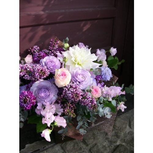 パリスタイルの花屋 大人の女性へ 大人の女性へ ダリアとライラックの春アレンジ 誕生日 結婚祝い 結婚記念日 プレゼント セイリングランド パリスタイルの花屋 ダリアとライラックの春アレンジ 各種お祝い 記念日に A B005gbjb8a 2714