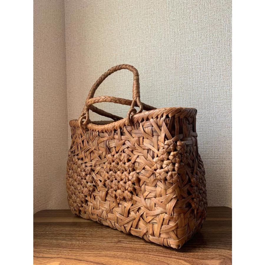 山葡萄かごバッグ　手作り　山葡萄籠バッグ　乱れ編み、花編み　内布あり Amazon | 山葡萄籠バッグ 手作り 山葡萄かごバッグ 内布あり