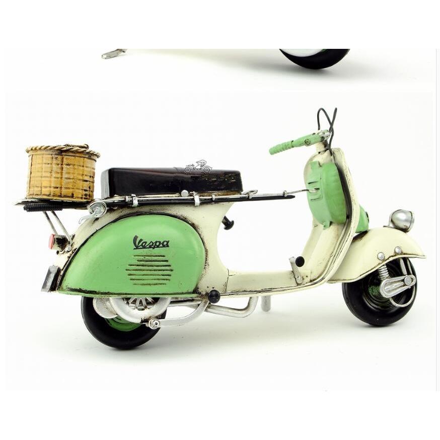 ベスパ ライトブルー 1965年 Vespa Italy レトロ ブリキ製 ビンテージバイク (全て手作り) mot23｜seisin39｜03