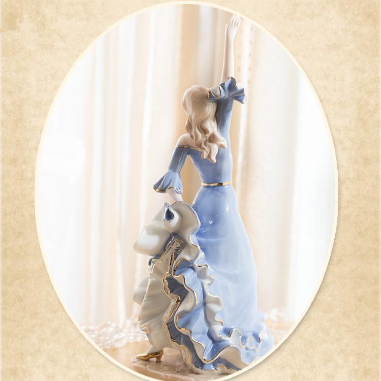 陶器 置物 西洋陶器 北欧磁器 陶器製人形 お姫様 陶器人形 陶器