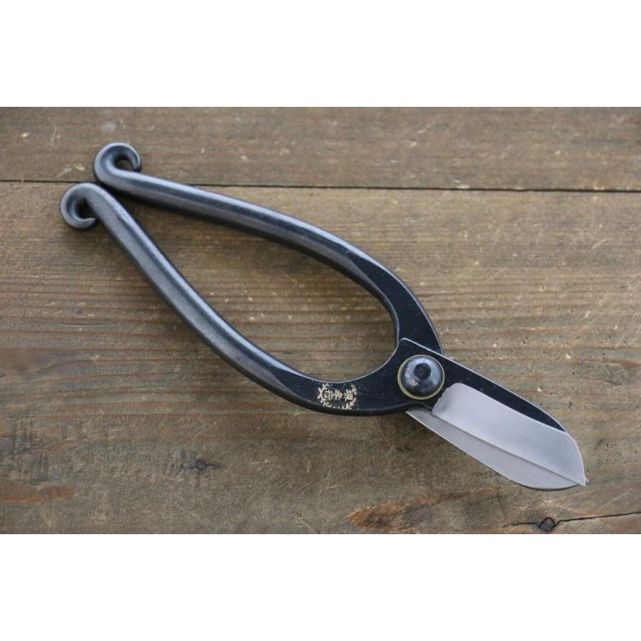 修縁堂】 真言宗 密教法具 杵を飛ぶ 法器 仏教法具 密教法具・独鈷杵