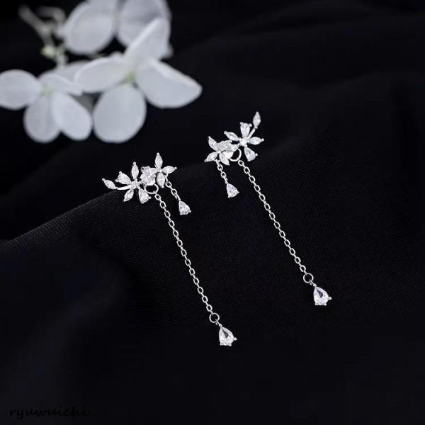 ピアス レディース 揺れる お花 チェーン オシャレ 大人可愛い 上品 2way プラチナ仕上げ シルバー925 女性  誕生日プレゼントの画像