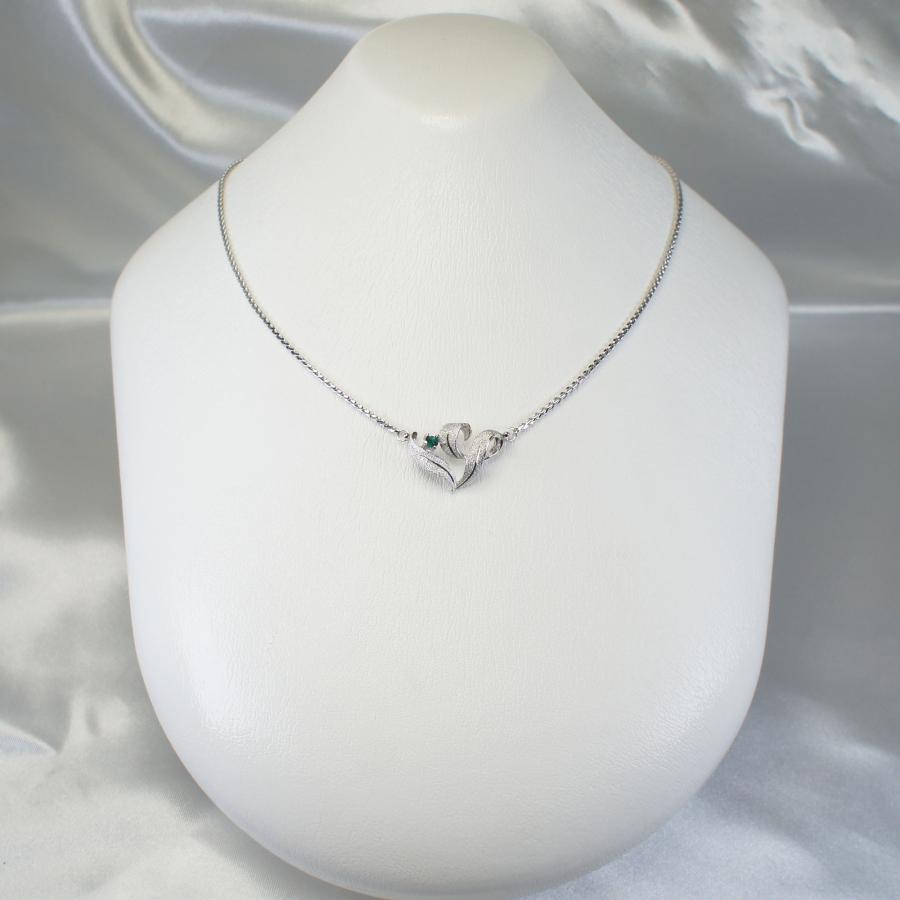 シルバーネックレス スペイン製 流線リーフ ビンテージ エメラルド  