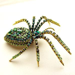 【超美品】Swarovski By Shourouk Green ブローチ ブローチ ドイツ製 スワロフスキー クリスタル 蜘蛛 グリーン : 西洋
