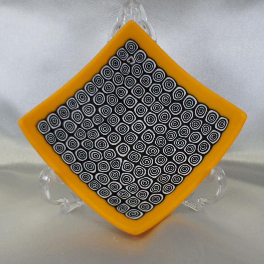ベネチアングラス 角皿 小 約83mm×83mm×高さ22〜35mm ミルフィオーリ