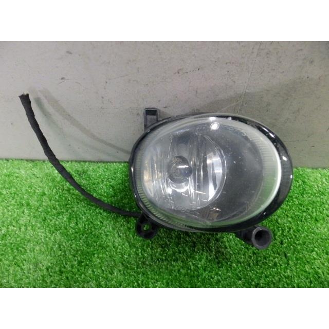 アウディ A1 DBA8XCAX 右フォグランプ CAX Z9Y 89205122 8T0941700 221299 000022129910850株式会社 西友商会 通販