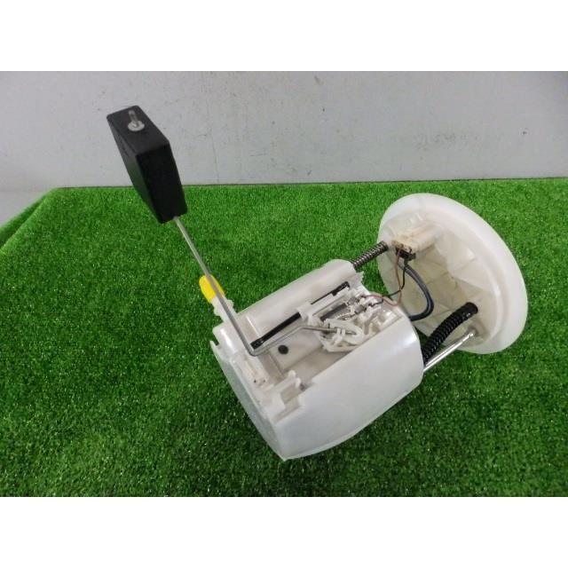 ジープ パトリオット ABAMK74 燃料ポンプ/フューエルポンプ B 05105075AC 221679 000022167920600