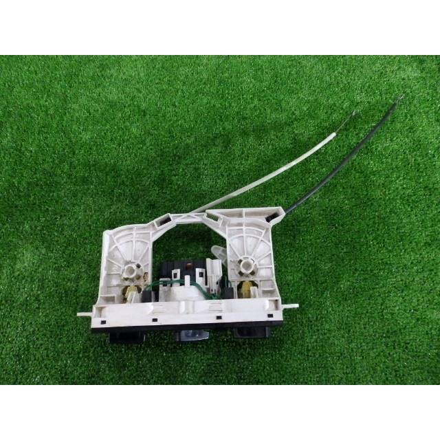 ミニキャブ GD-U61T ACスイッチ/エアコンパネル 3G83 W74