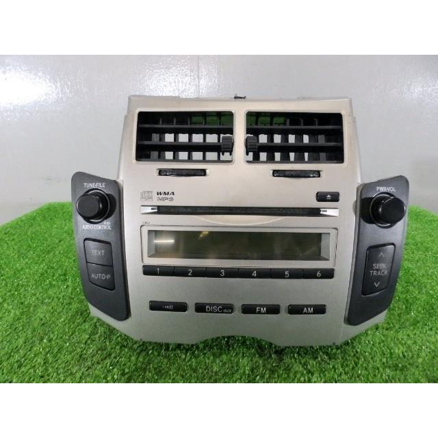パネル付きトヨタ/DBA-KSP90 オーディオ/デッキ 86120-52840 ヴィッツ ヴィッツ/VITS DBA-KSP90 オーディオ/デッキ 1KR-FE 209
