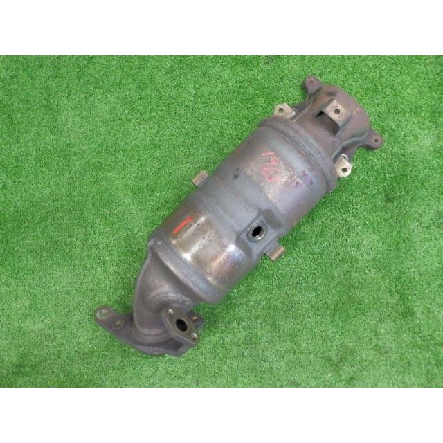 ステップワゴン DBA-RK1 触媒/コンバーター R20A NH788P SB 18160-R0A