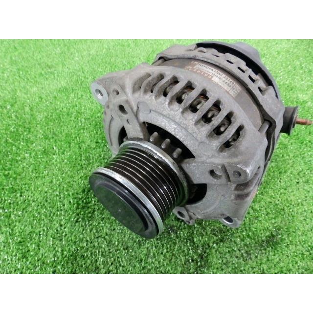ハイエース KR-KDH200V ジャンク!! オルタネーター/ダイナモ 2KD-FTV