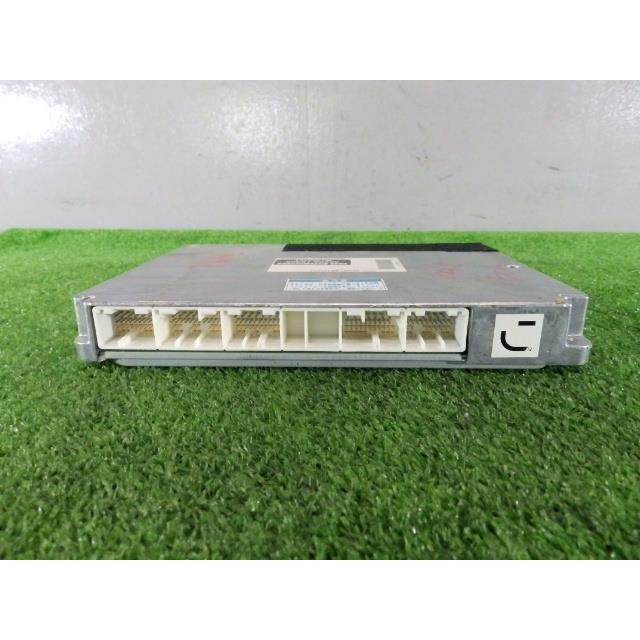 ヴォクシー ヴォクシー/VOXY DBA-AZR60G エンジンコンピューター/ECU 