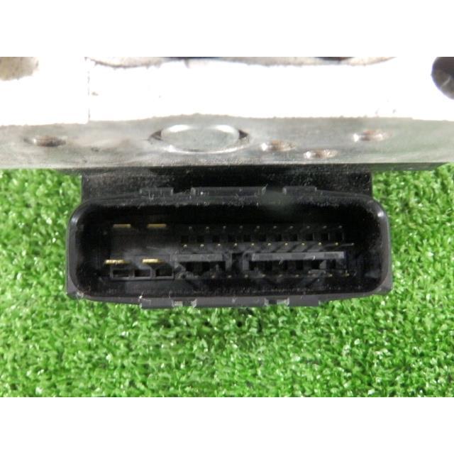 フィット DAA-GP1 ABSアクチュエーター LDA-MF6 NH700M TF2T0 57110