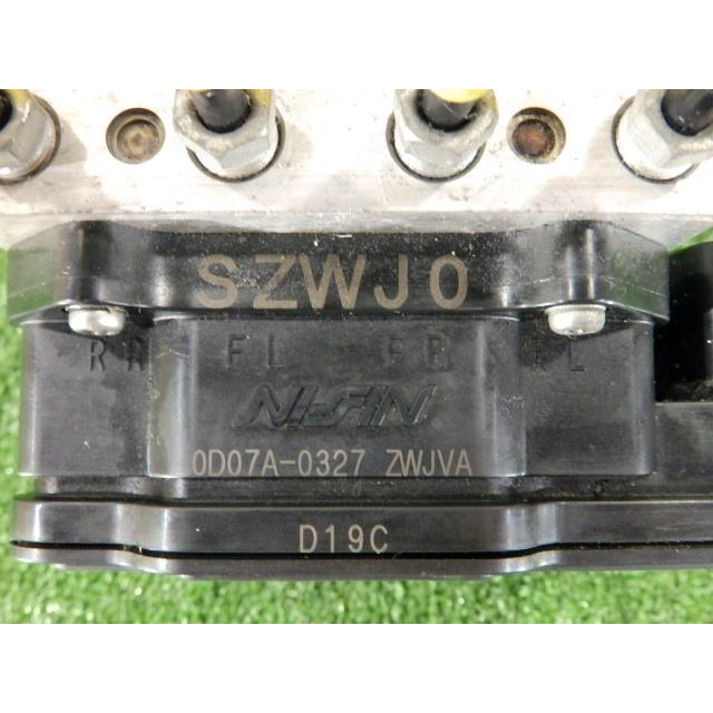 ステップワゴン DBA-RK1 ABSアクチュエーター R20A B563M SZWJ0 57110