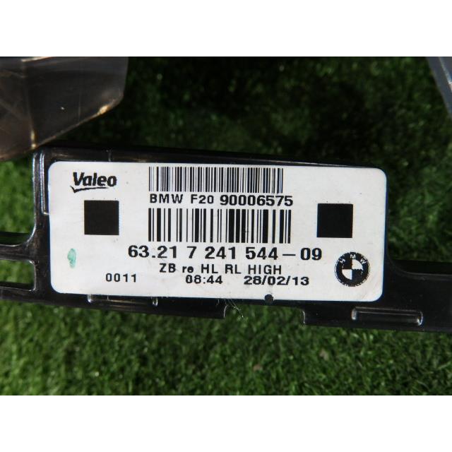 BMW F20 1シリーズ 116i DBA-1A16 右テールランプ N13B16A F2090006575