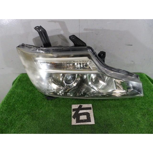 ステップワゴンスパーダ DBA-RK6 右ライト/右ヘッドライト R20A NH788P