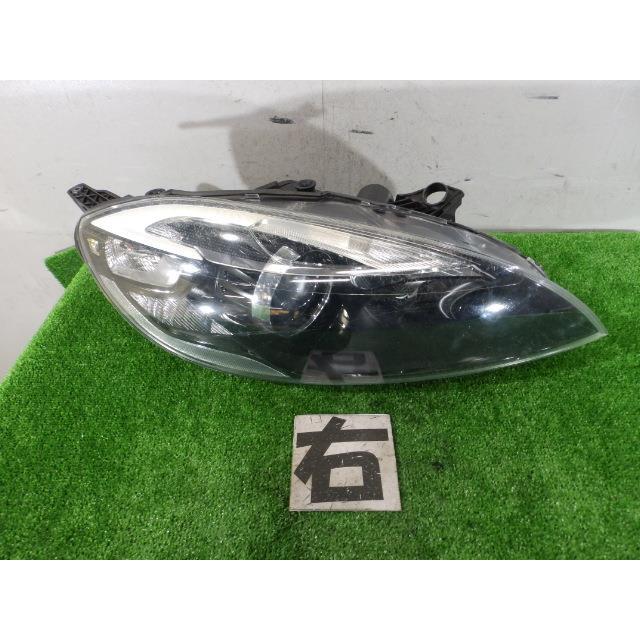 ボルボ V40 DBA-MB4164T 右ライト/右ヘッドライト B4164T 30-00177582 