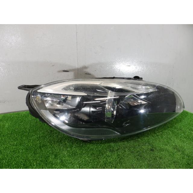 ボルボ V40 DBA-MB4164T 右ライト/右ヘッドライト B4164T 30-00177582