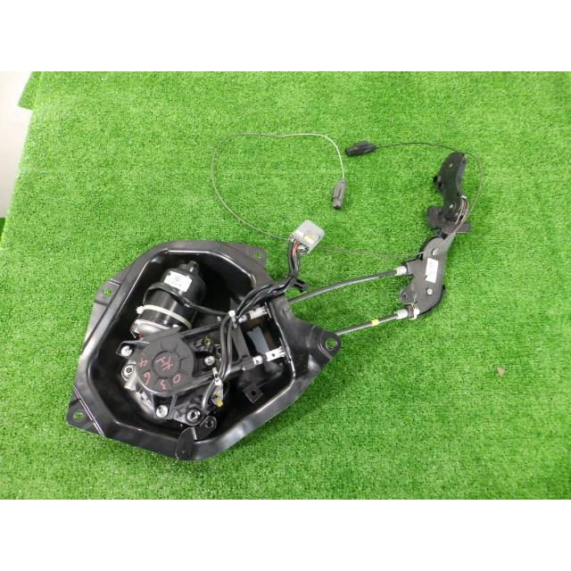 セレナ DBA-FC26 左パワースライドモーター/オート MR20DD LAE 97931
