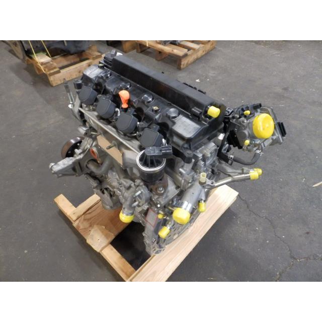 ステップワゴン DBA-RK1 エンジン R20A NH737M 11000-R0A-800 240734