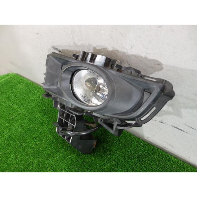 アクセラ DBA-BK5P 左フォグランプ ZY-VE 16W P3578 BR5J-51-690D