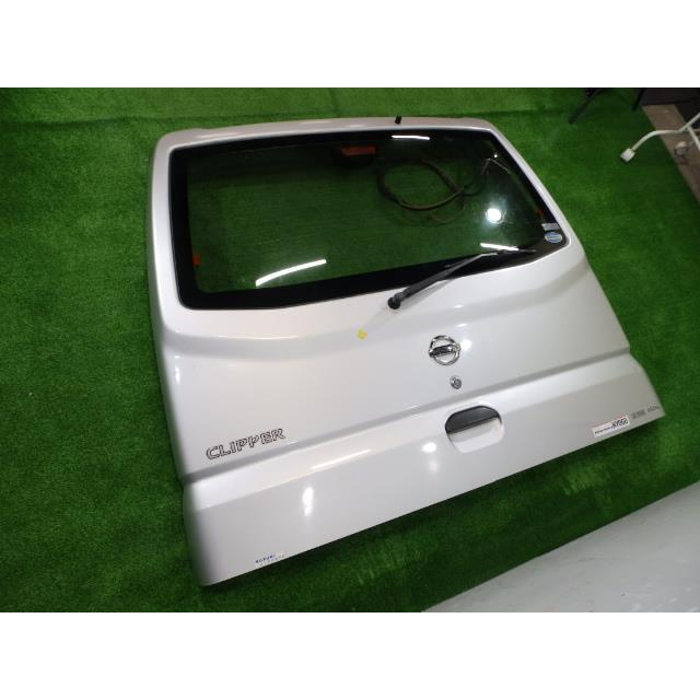 宇都宮市ミニキャブクリッパーバックドアU61VU62VU71VU72V クリッパー LE-U71V バックドア/リアゲート 3G83 A69 90100-6A0A1