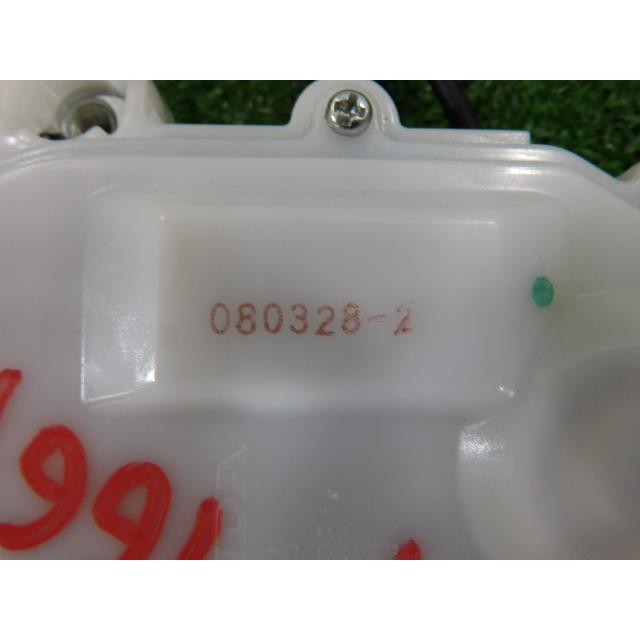 クロスロード DBA-RT2 右フロントドアロック R18A B92P 080328-2 72110