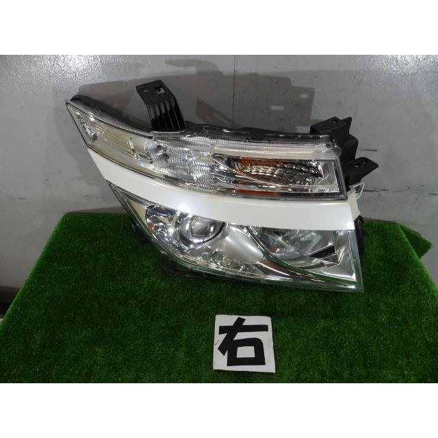 TE52 エルグランド　NISSAN ヘッドライト　右 エルグランド DBA-TE52 右ライト/右ヘッドライト QR25DE QAB 100-23009