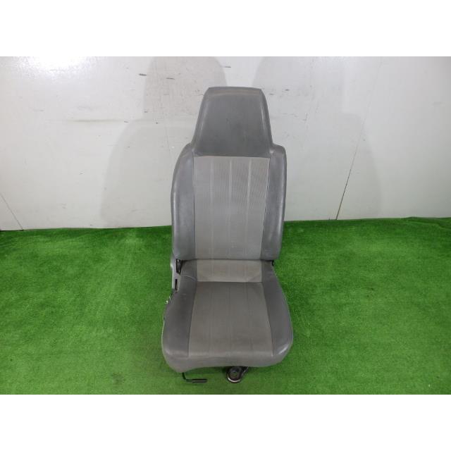 たか様 ご購入予定品 ボンゴ ABF-SKP2V ドライバーシート/運転席 L8 A2W S0N8-88-130