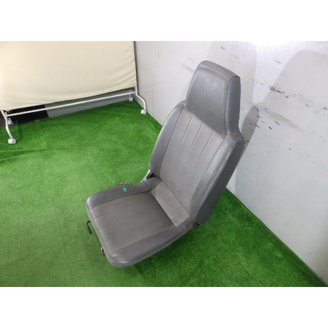 ボンゴ ABF-SKP2V ドライバーシート/運転席 L8 A2W S0N8-88-130
