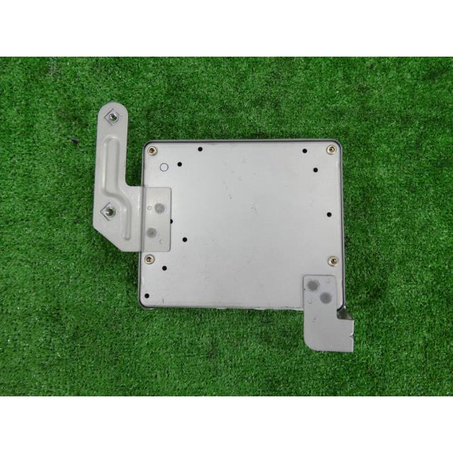 バネット TC-SK82VN エンジンコンピューター/ECU F8 A2W F82S-18-881A 22611-HA002 251286 ...