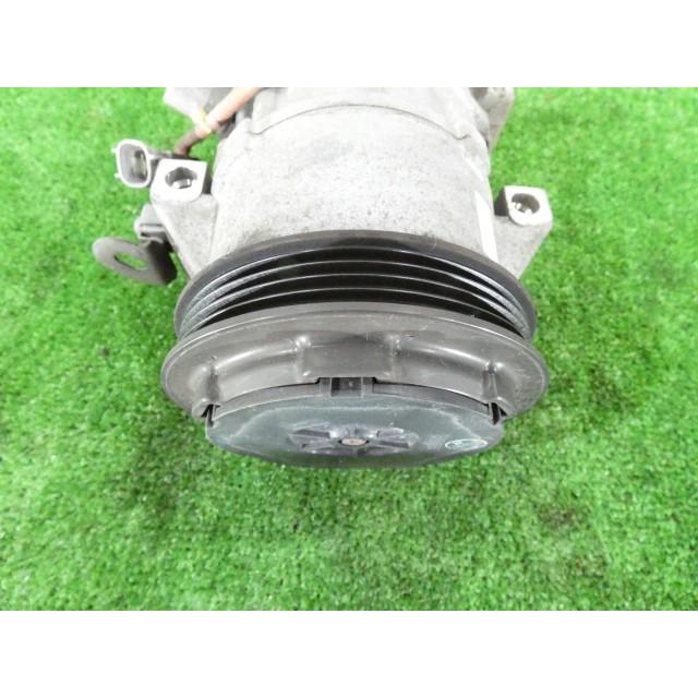 シエンタ DBA-NCP81G ACコンプレッサー/エアコン 1NZ-FE 1E7 447260 